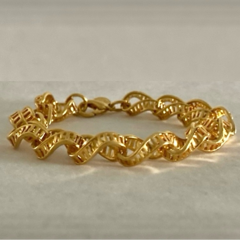 Vintage Gold Sarah Coventry Bracelet